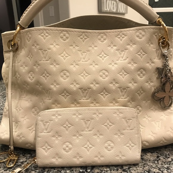 Louis Vuitton Handbags - Louis Vuitton Monogram Empreinte Zippy Wallet